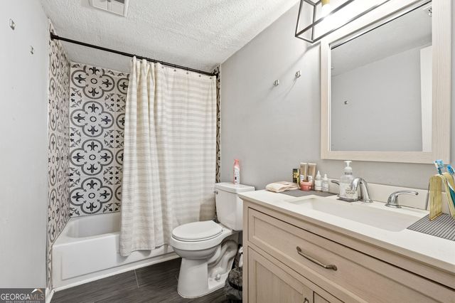 754 Garden View Drive, Stone Mountain, GA 30083