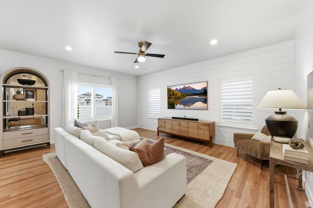 346 E 170 N, Vineyard, UT 84059