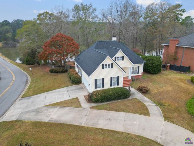 101 Wexford Circle, Bonaire, GA 31005