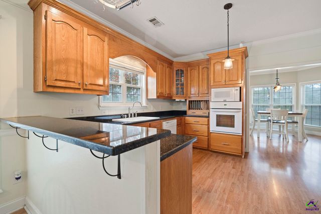 101 Wexford Circle, Bonaire, GA 31005