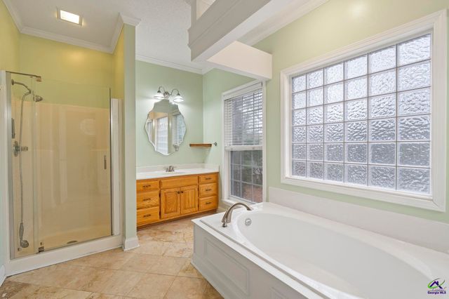 101 Wexford Circle, Bonaire, GA 31005