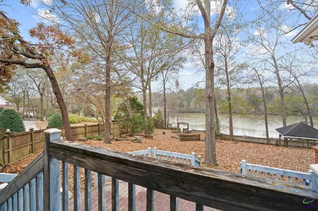 101 Wexford Circle, Bonaire, GA 31005