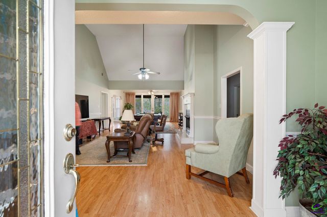 101 Wexford Circle, Bonaire, GA 31005