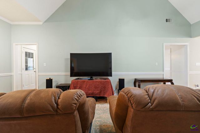 101 Wexford Circle, Bonaire, GA 31005