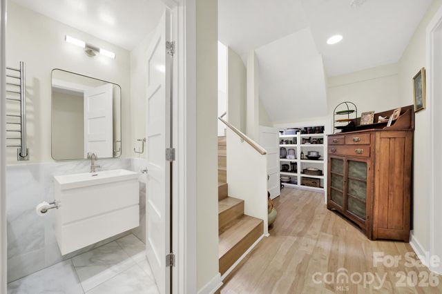 1930 Scott Avenue, Charlotte, NC 28203