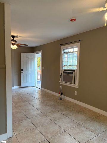 8 W 8th Street, Greenville, SC 29611