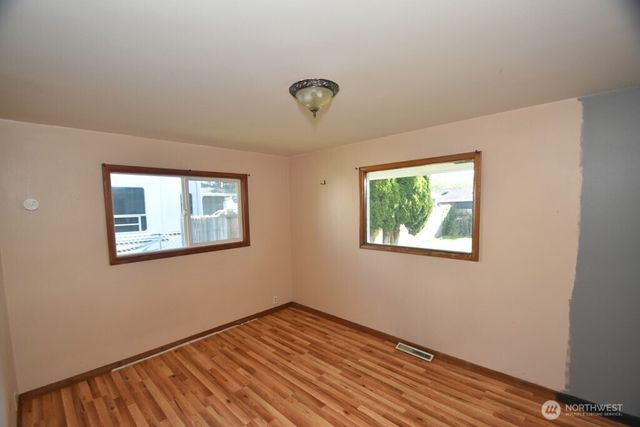 614 S Pine Street, Burlington, WA 98233
