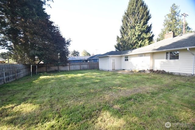 614 S Pine Street, Burlington, WA 98233