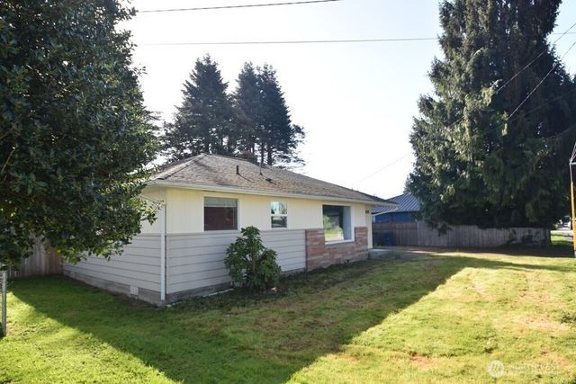 614 S Pine Street, Burlington, WA 98233