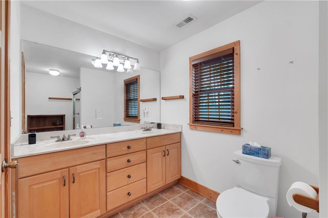 647 Windy Oaks Lane, Seneca, SC 29678