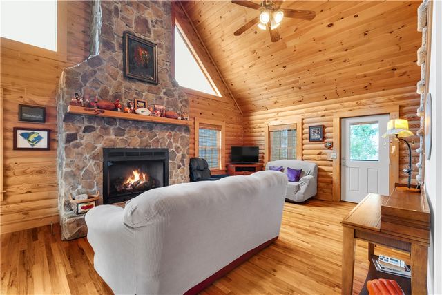 647 Windy Oaks Lane, Seneca, SC 29678