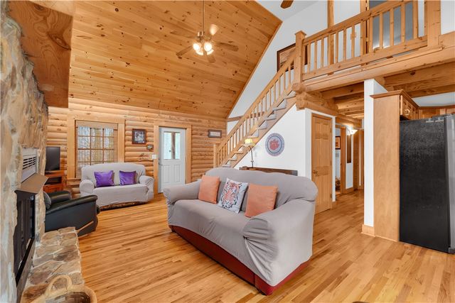 647 Windy Oaks Lane, Seneca, SC 29678