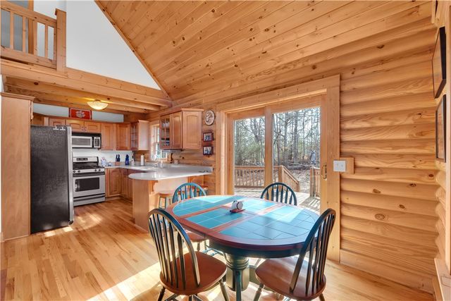 647 Windy Oaks Lane, Seneca, SC 29678