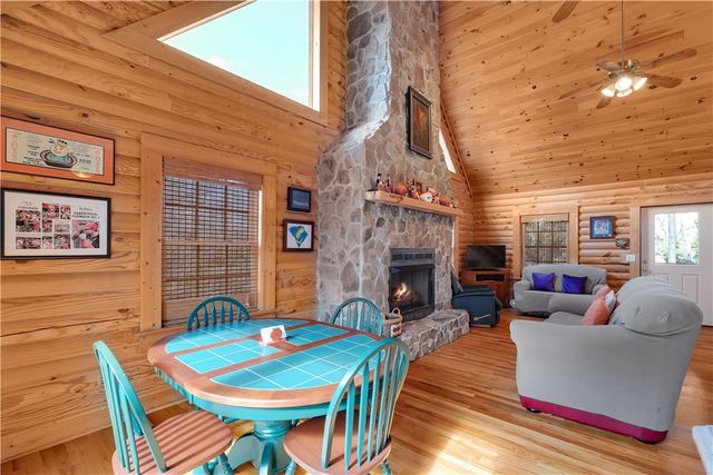 647 Windy Oaks Lane, Seneca, SC 29678