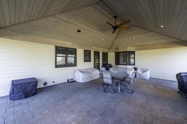 8109 64th AVENUE, Kenosha, WI 53142