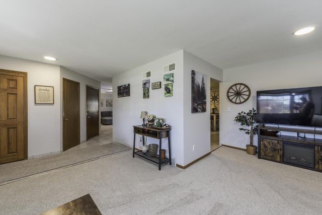 8109 64th AVENUE, Kenosha, WI 53142