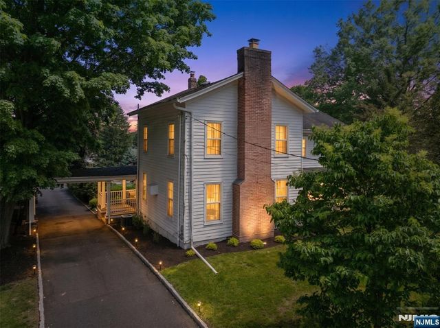 16 Pascack Road, Woodcliff Lake, NJ 07677