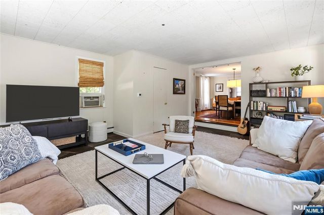 16 Pascack Road, Woodcliff Lake, NJ 07677