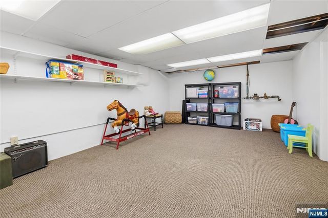 16 Pascack Road, Woodcliff Lake, NJ 07677