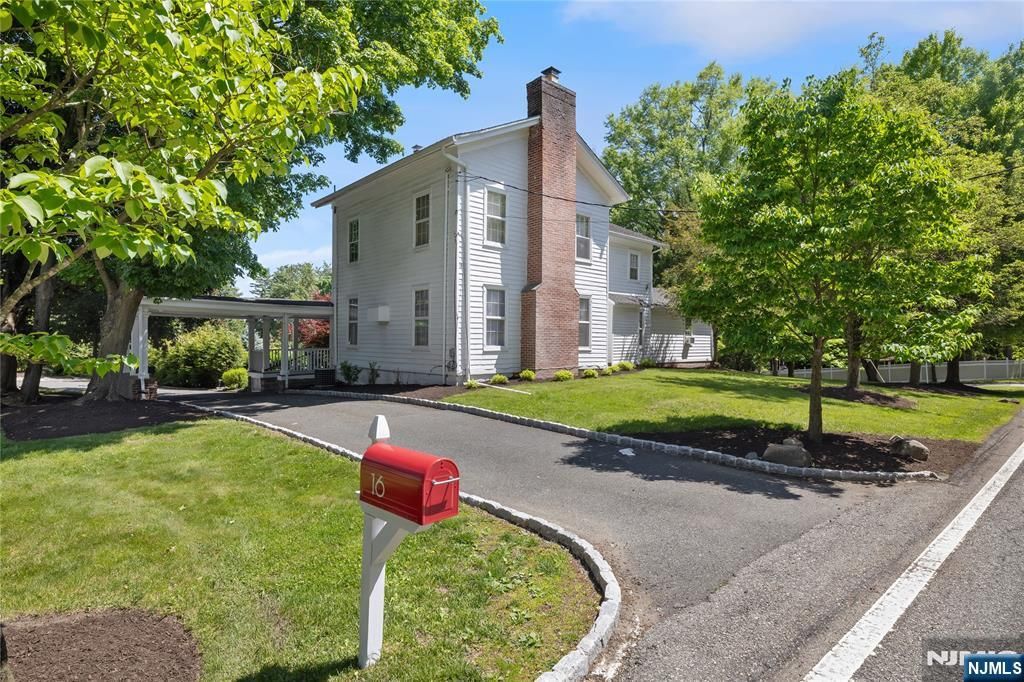 16 Pascack Road, Woodcliff Lake, NJ 07677