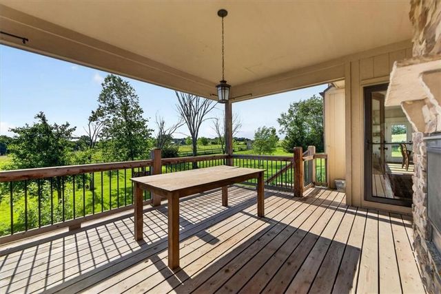 22785 S Renner Road, Spring Hill, KS 66083
