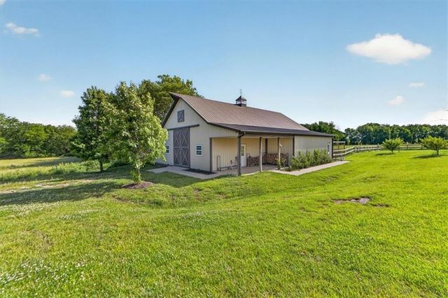 22785 S Renner Road, Spring Hill, KS 66083