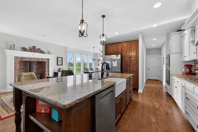 22785 S Renner Road, Spring Hill, KS 66083