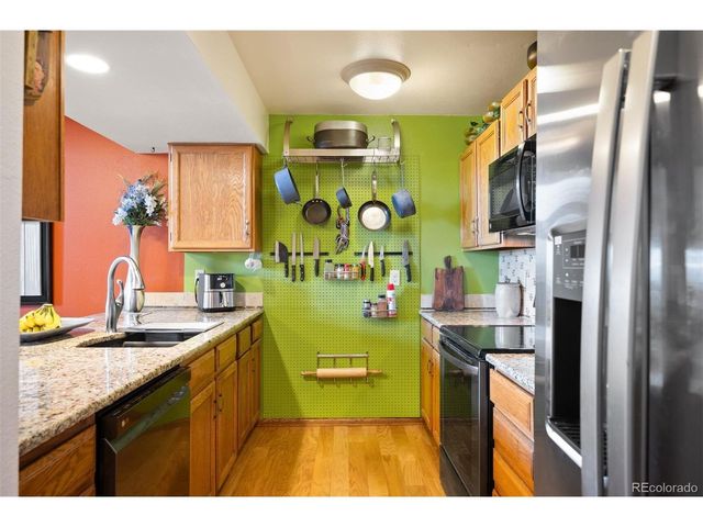 23528 Pondview Pl, Golden, CO 80401