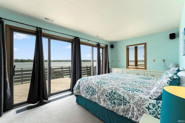 2405 W Sycamore Beach Road, Angola, IN 46703