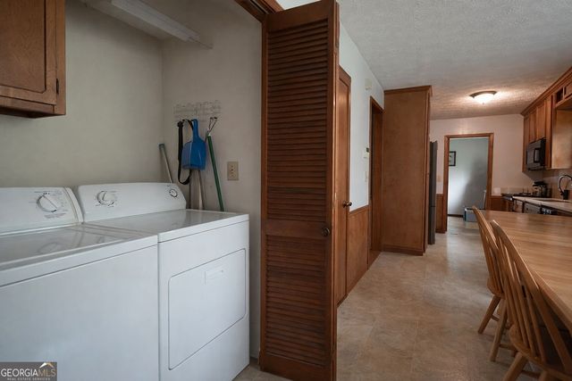 4460 Woodland Forest Drive, Stone Mountain, GA 30083