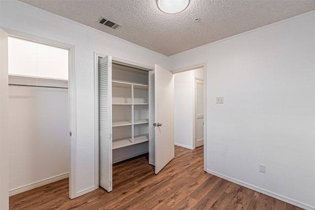 7821 N State Highway 34, Oak Ridge, TX 75161