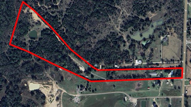 7821 N State Highway 34, Oak Ridge, TX 75161