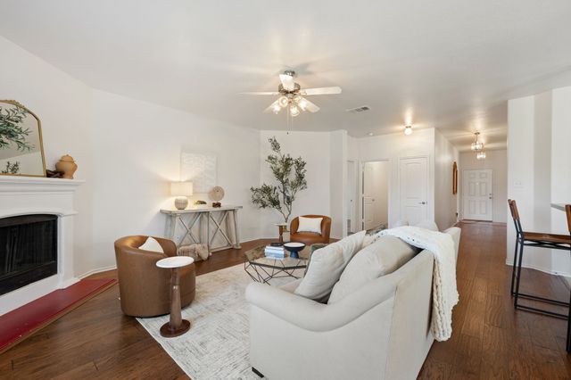 104 Holly Street, Waxahachie, TX 75165
