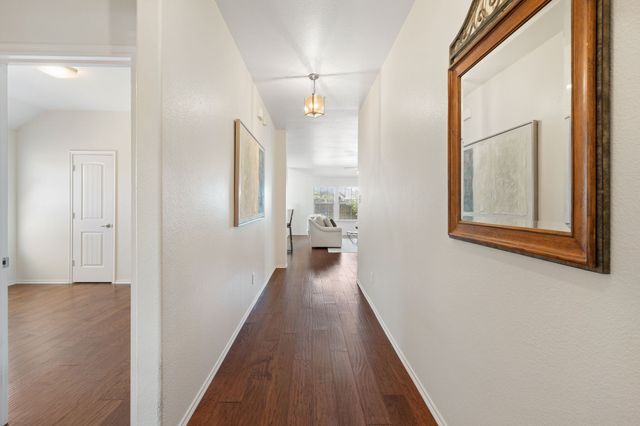 104 Holly Street, Waxahachie, TX 75165