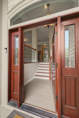 519 Brownstone Drive, St. Charles, IL 60174
