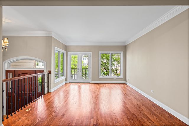 519 Brownstone Drive, St. Charles, IL 60174