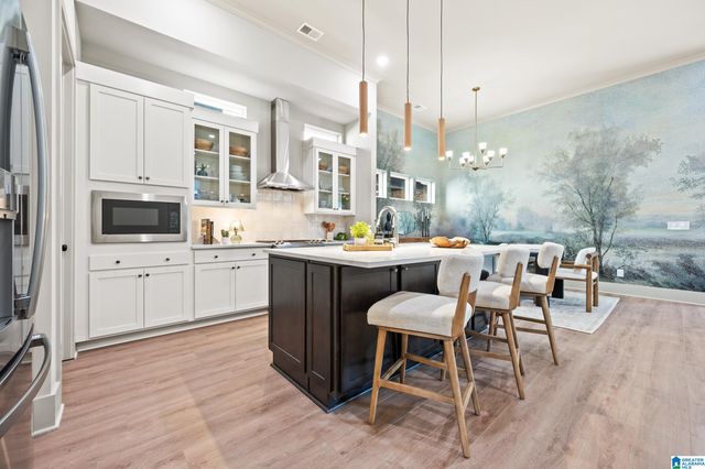 1935 WILTON TRACE, Hoover, AL 35244