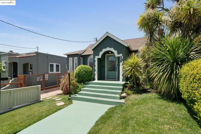 338 Berkeley Park Blvd, Kensington, CA 94707