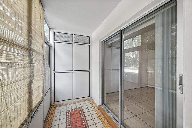 403 Sheffield Q 403, West Palm Beach, FL 33417