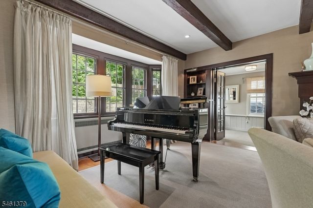 46 Claremont Dr, Maplewood Twp., NJ 07040