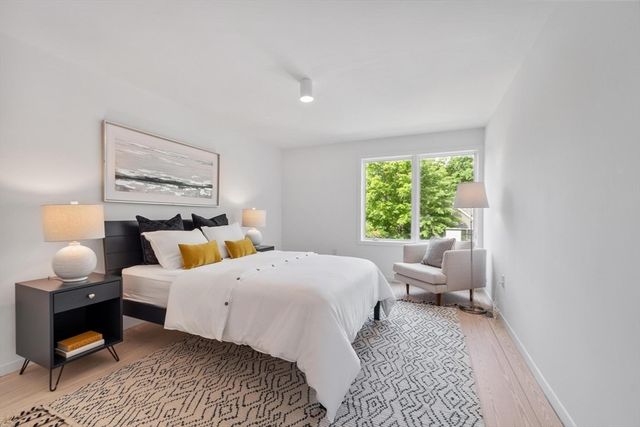 269 Sudbury Rd, Concord, MA 01742