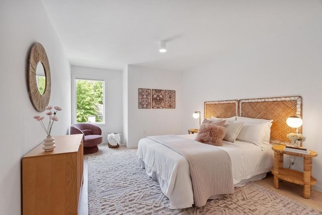 269 Sudbury Rd, Concord, MA 01742