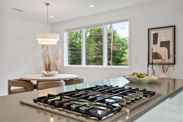 269 Sudbury Rd, Concord, MA 01742