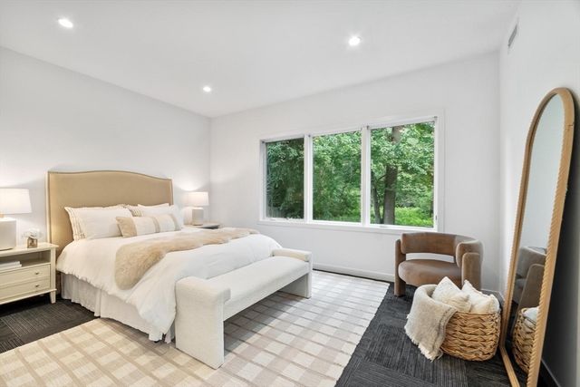 269 Sudbury Rd, Concord, MA 01742