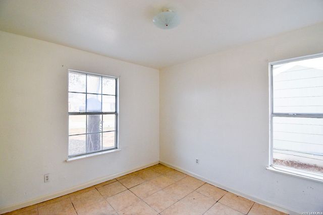 346 Ashland, San Antonio, TX 78218