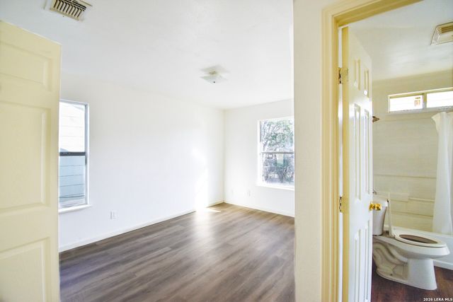 346 Ashland, San Antonio, TX 78218