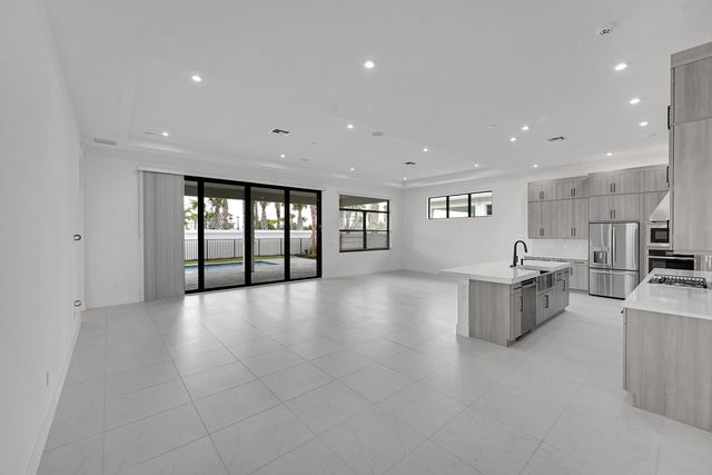 9520 St Germain Drive, Palm Beach Gardens, FL 33412