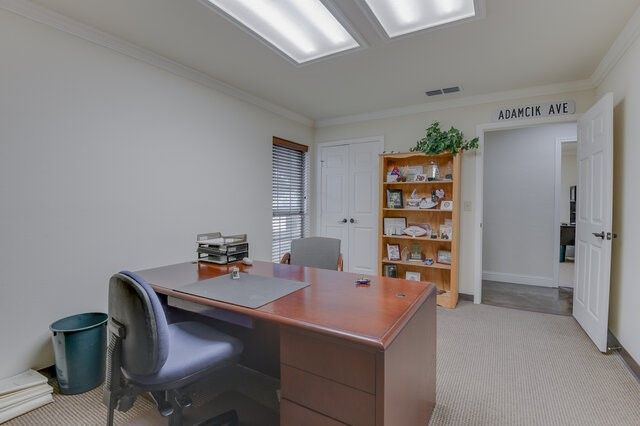 580 N Hampton Road, Desoto, TX 75115