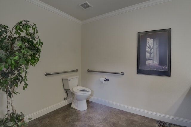 580 N Hampton Road, Desoto, TX 75115