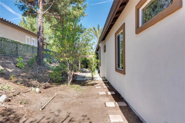 9328 Holly Lane, Corona, CA 92883